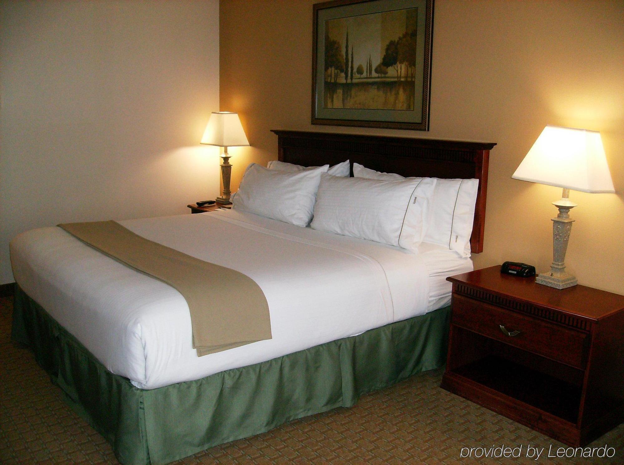 Holiday Inn Express & Suites Selma By Ihg Kültér fotó