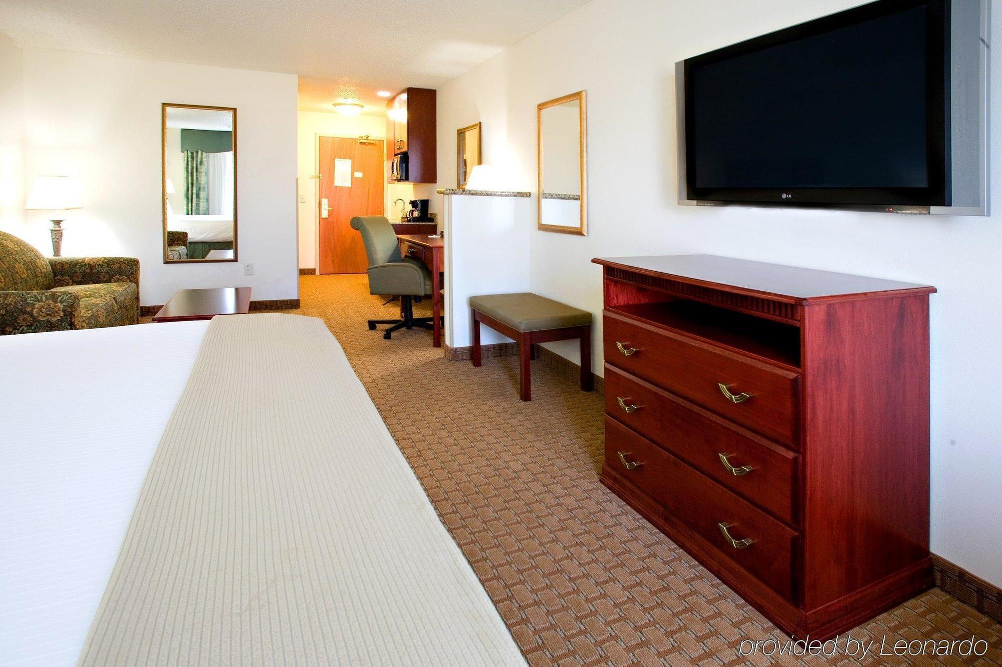 Holiday Inn Express & Suites Selma By Ihg Szoba fotó