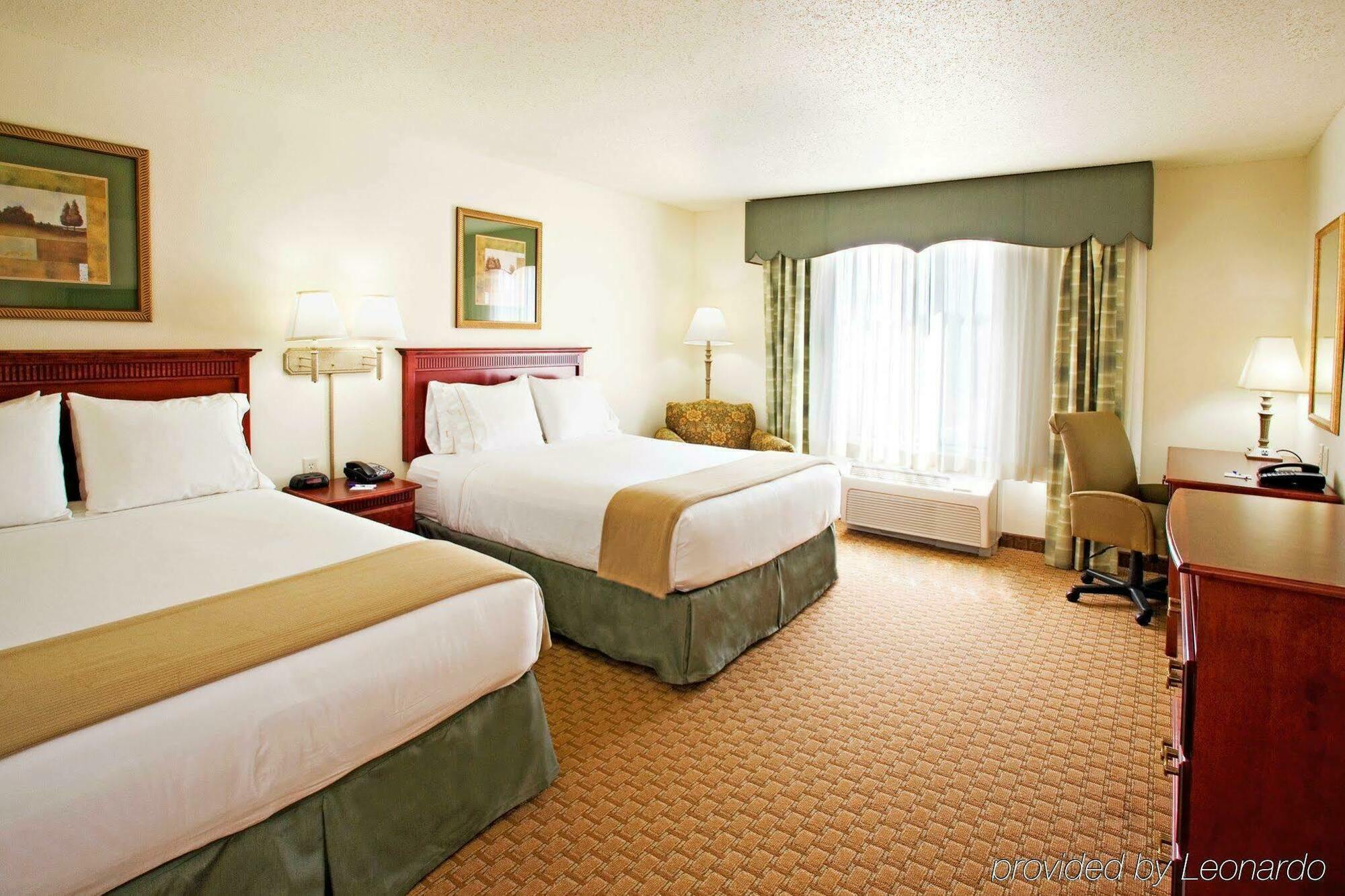 Holiday Inn Express & Suites Selma By Ihg Szoba fotó